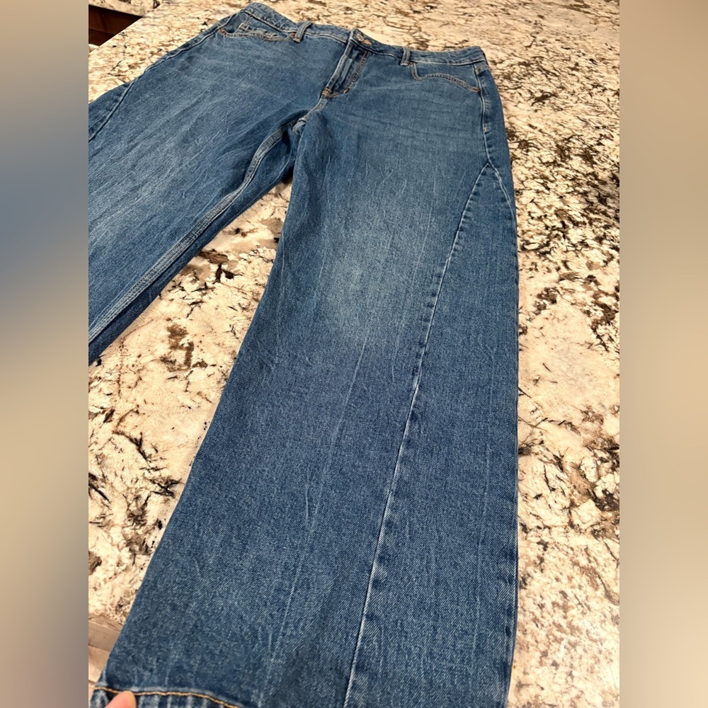 Old Navy Extra High Rise Wide Leg - Picture 2 of 4